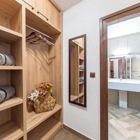 българче - ресторант 酒店 斯莫梁