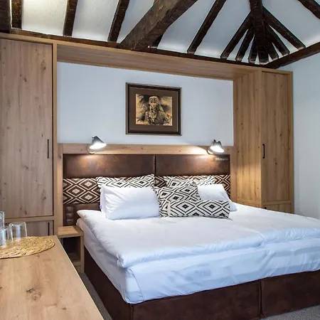 българче - ресторант 斯莫梁