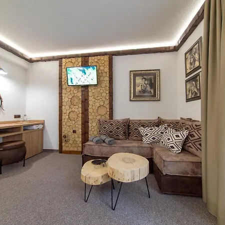 酒店 българче - ресторант 斯莫梁